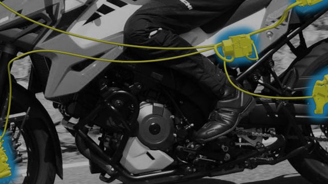 UPRAVLJAČKI SUSTAV OVISAN O NAGIBU