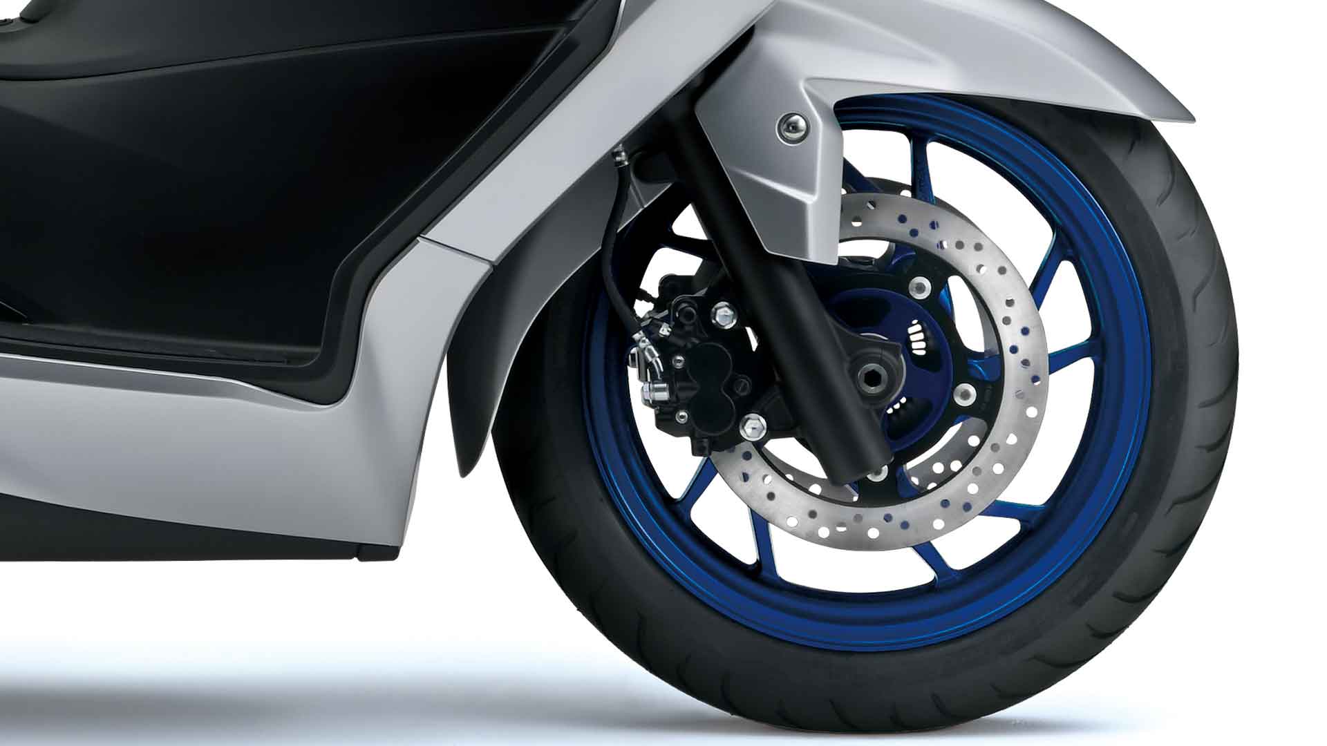 SUZUKI BURGMAN 400 Még rövidebb féktávolság M2 13